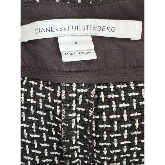 Diane von Furstenberg,‎ black and white shorts - Picture 4 of 8